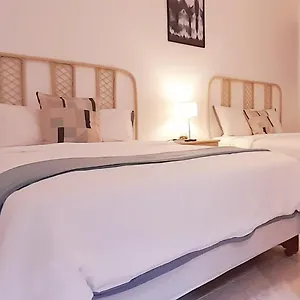 Plaza Kavia Hotel
